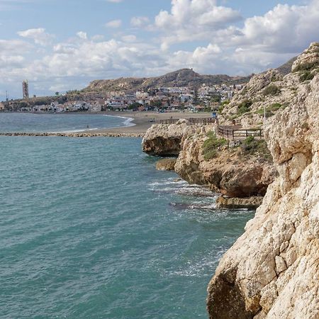 Floridos Playa Piso Reformado De 2 Habitaciones A 50M De La Playa La Cala Del Moral Luaran gambar