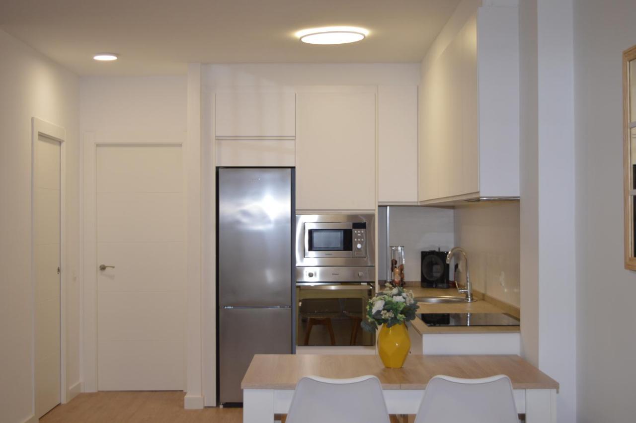 Floridos Playa Piso Reformado De 2 Habitaciones A 50M De La Playa La Cala Del Moral Luaran gambar