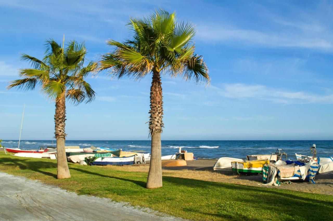 Floridos Playa Piso Reformado De 2 Habitaciones A 50M De La Playa La Cala Del Moral Luaran gambar